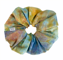 Load image into Gallery viewer, Keziah Scrunchie
